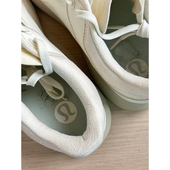 lululemon Strongfeel white sneaker - Size 9W - MINT - Picture 7 of 8